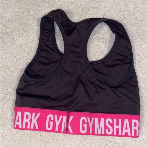gymshark sports bra - Picture 2 of 3